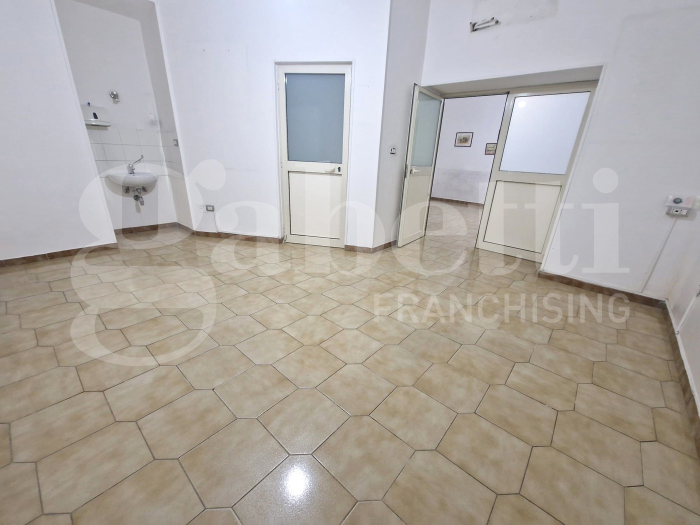 Ufficio in vendita a Napoli