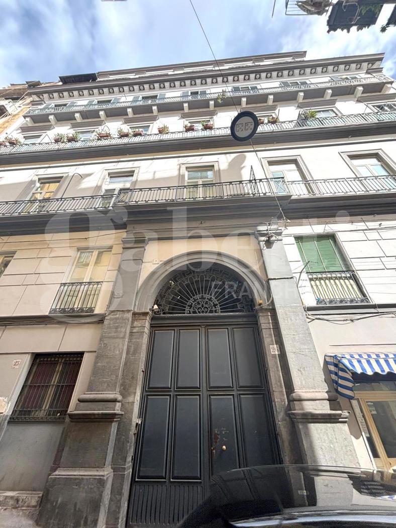 Appartamento in vendita a Napoli