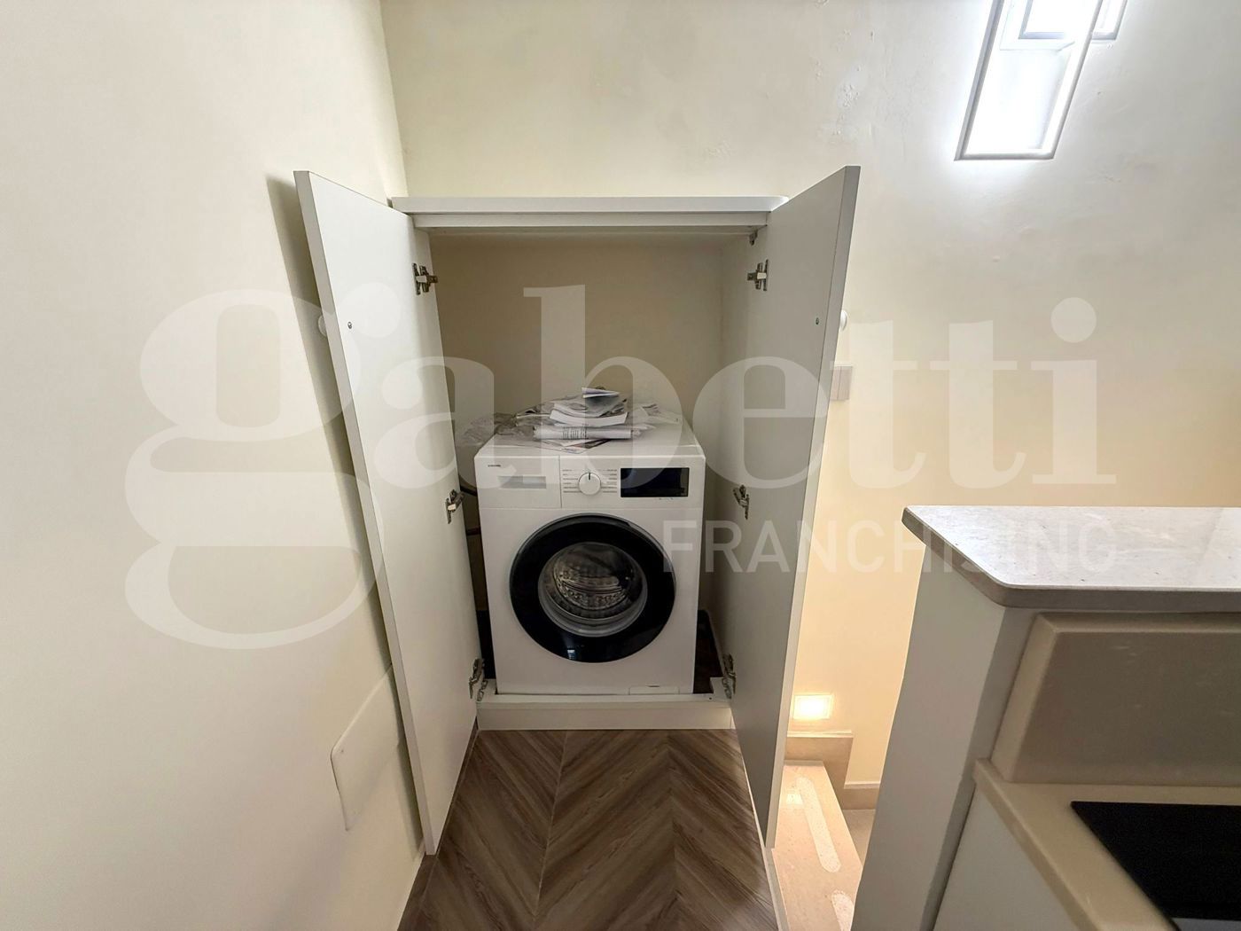 Monolocale arredato in affitto a Napoli