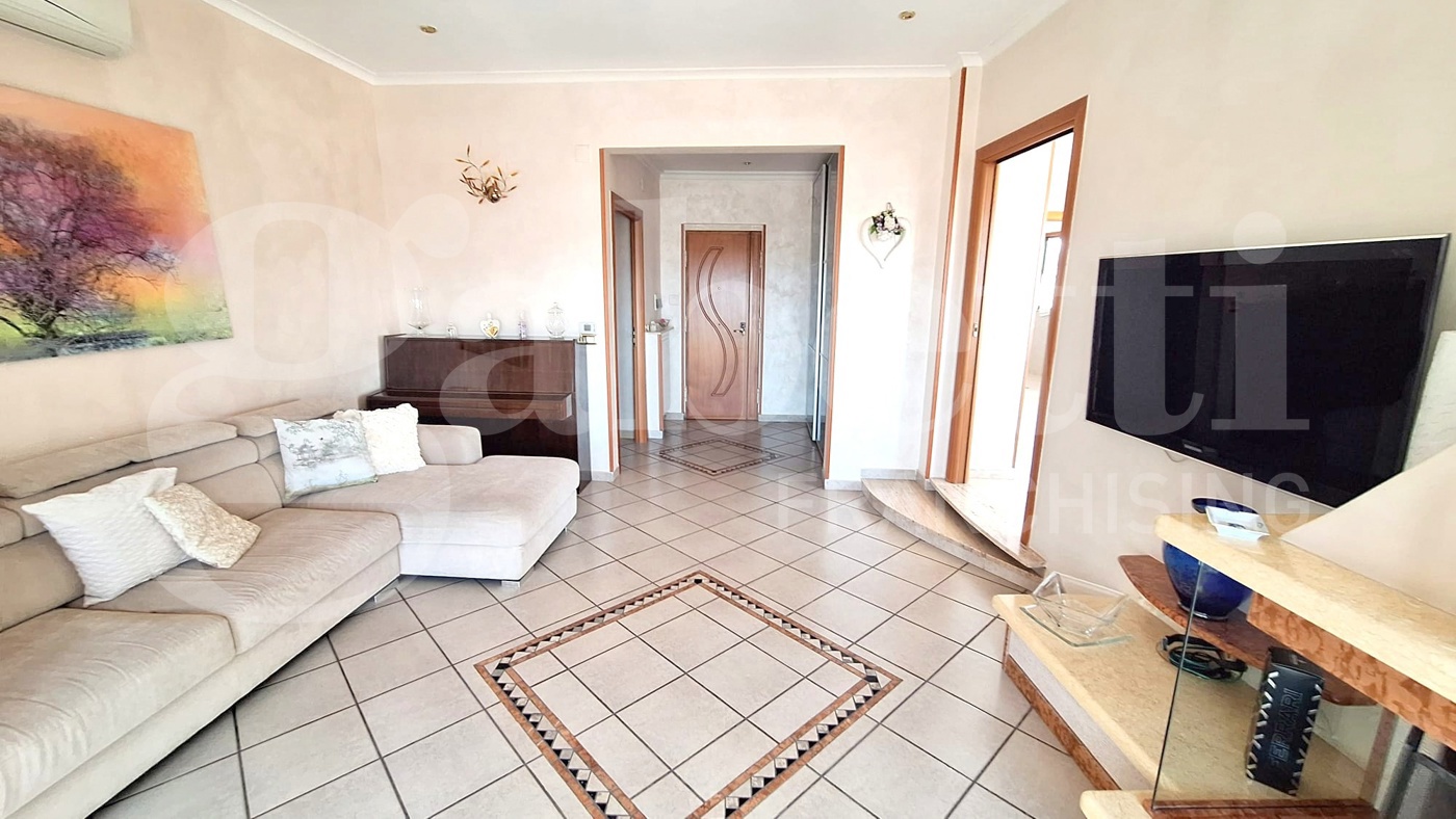 Quadrilocale in vendita a Napoli
