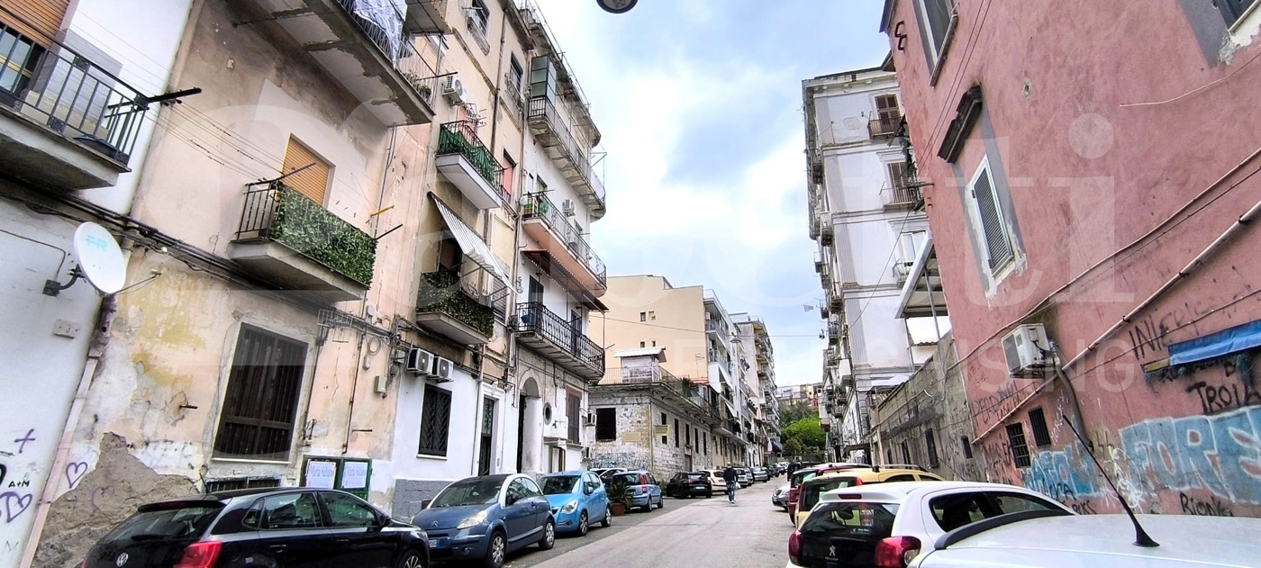 Monolocale in affitto a Napoli