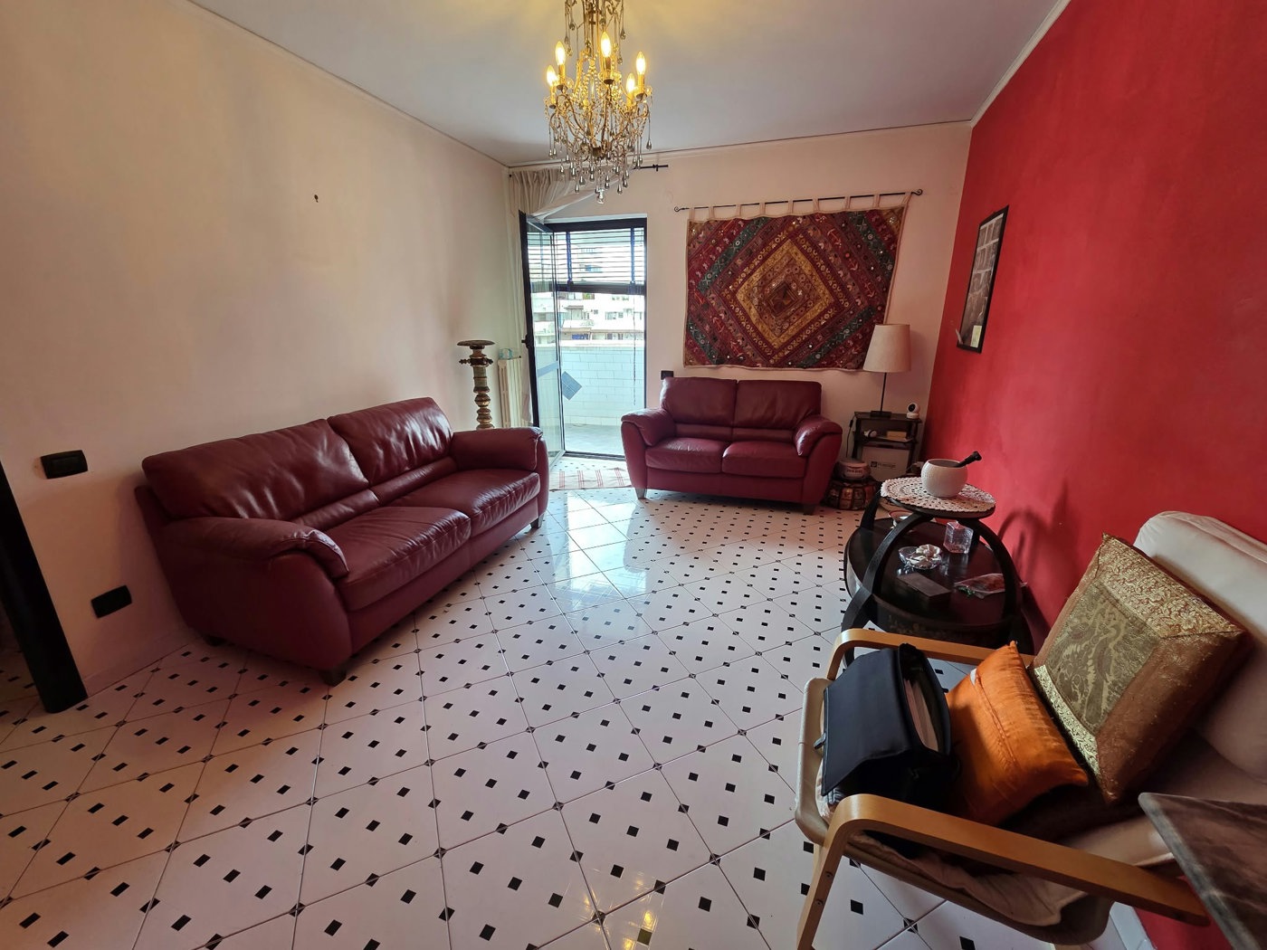 Appartamento in vendita a Napoli