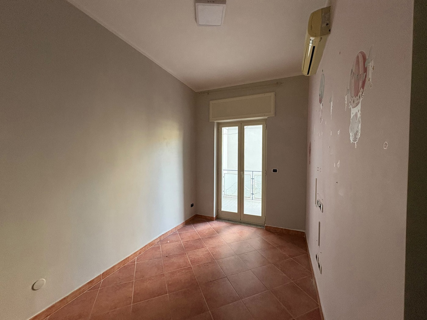 Bilocale ristrutturato a Napoli