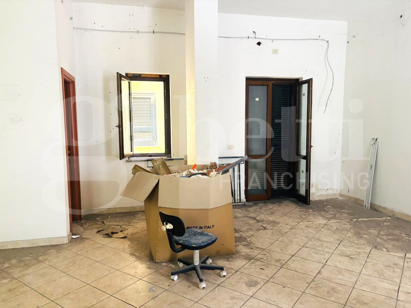 Negozio in vendita a Napoli