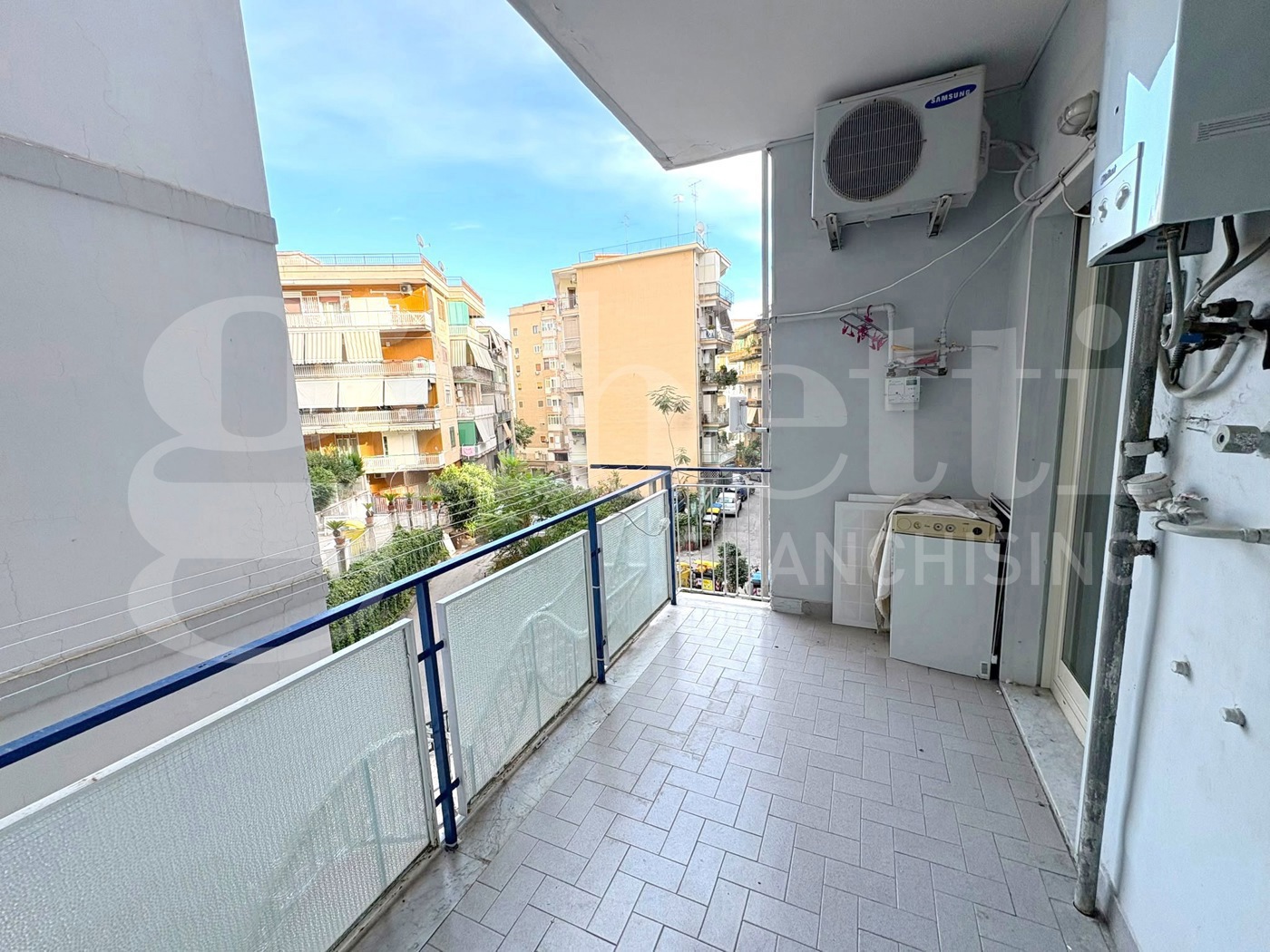 Bilocale ristrutturato a Napoli