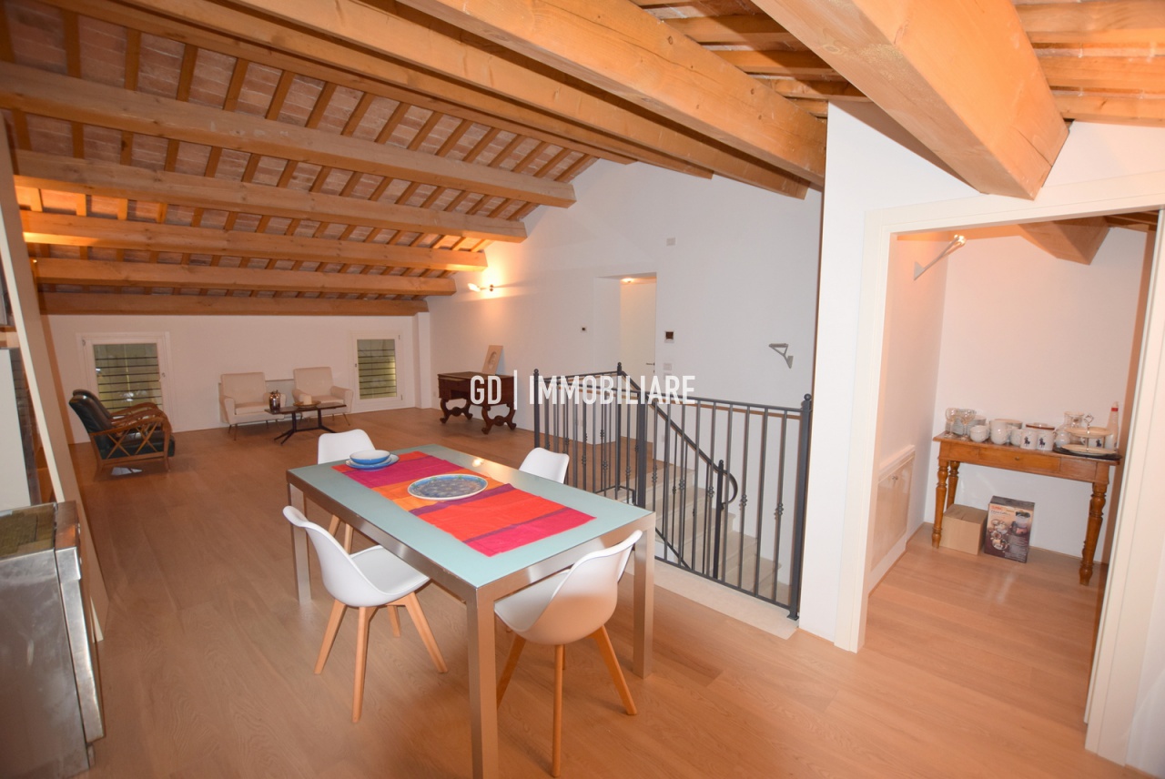 Appartamento in vendita a Asolo