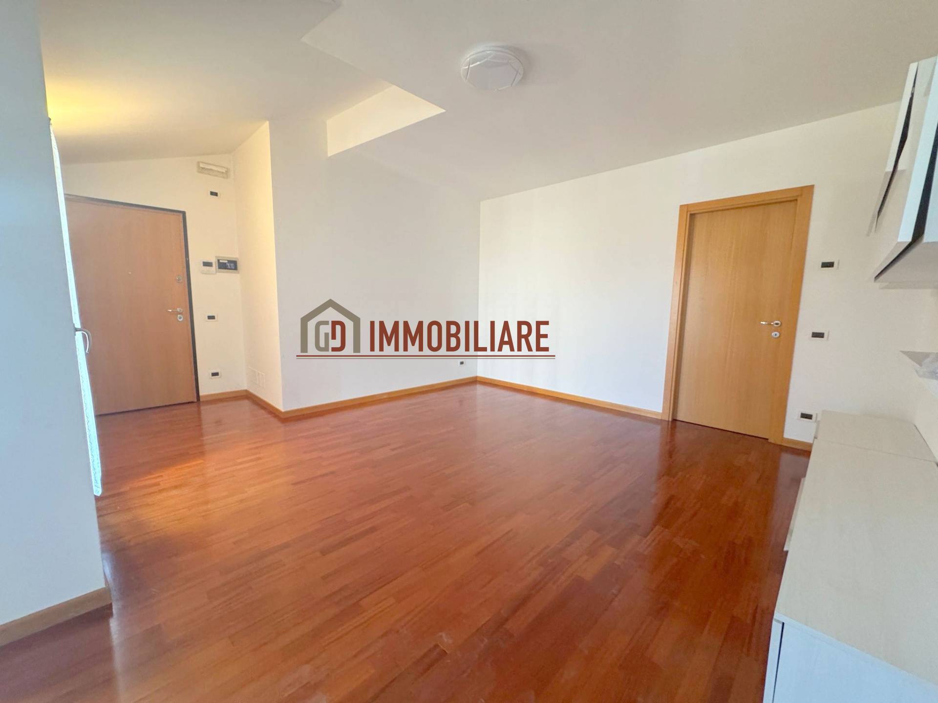 Attico in affitto a Caerano di San Marco