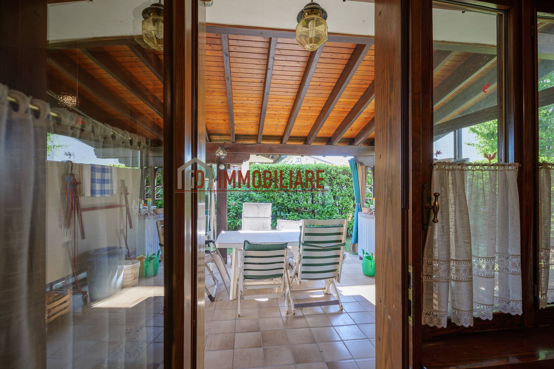 Villetta Bifamiliare in vendita a Montebelluna, Contea