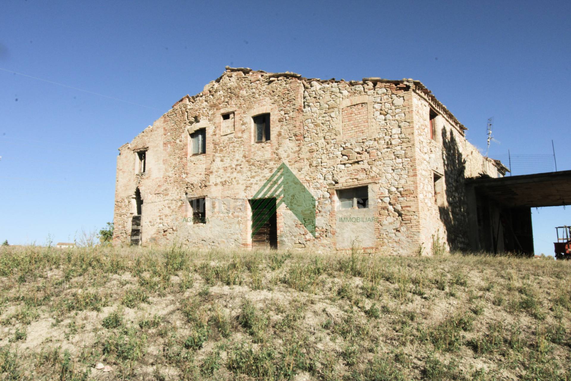 Rustico in vendita a Teramo, Poggio San Vittorino