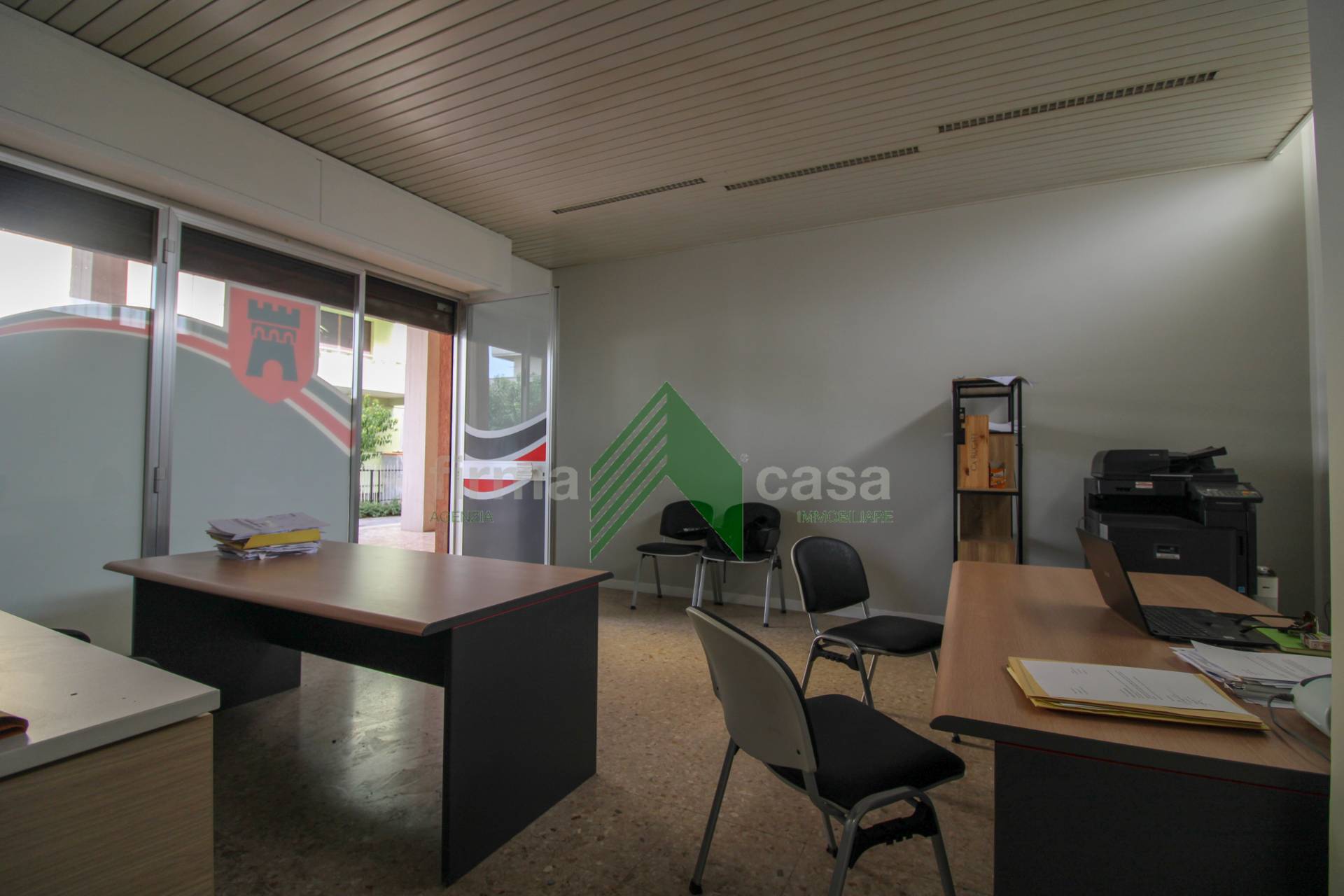 Locale commerciale in vendita a Teramo, San Nicol a Tordino