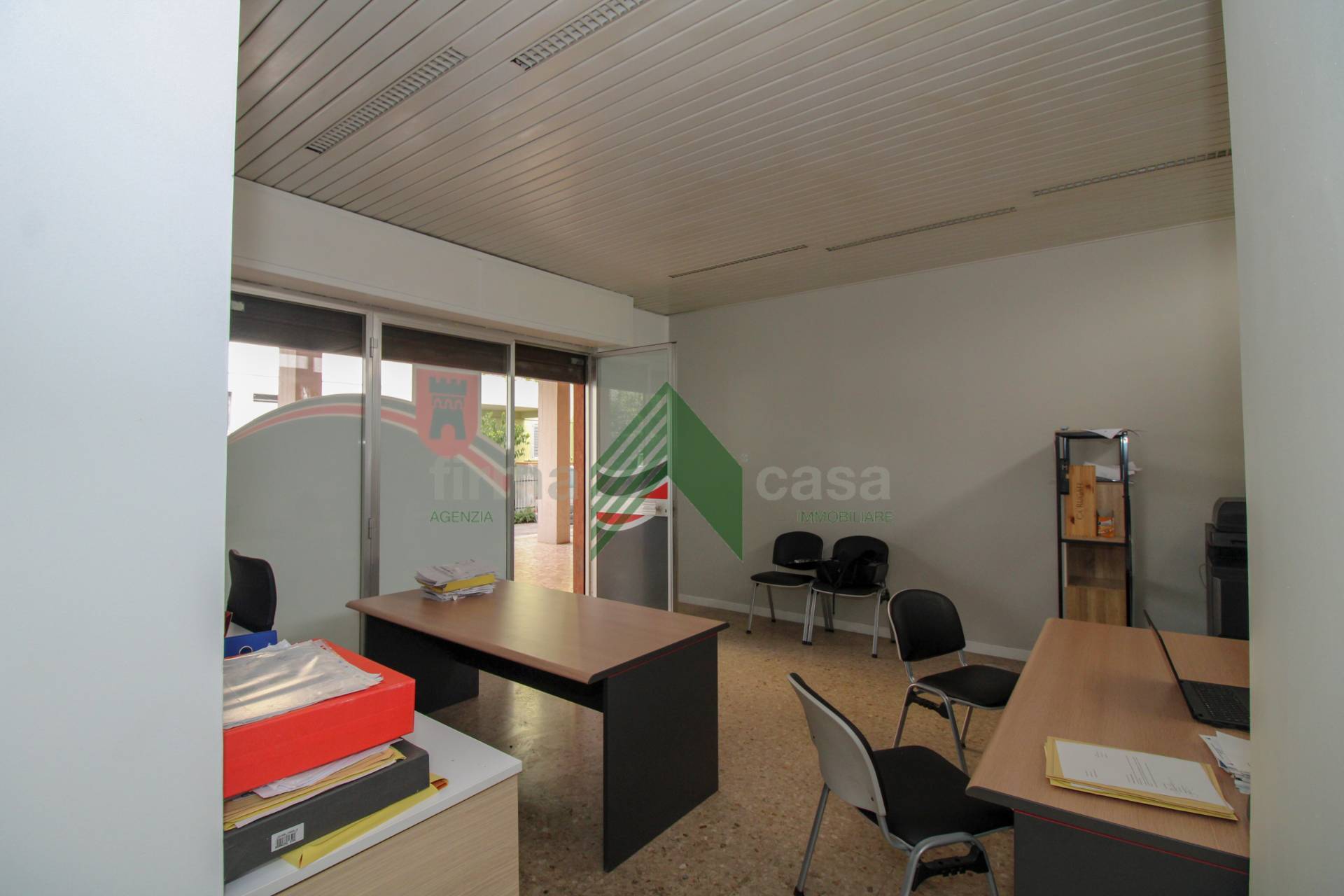 Locale commerciale in vendita a Teramo, San Nicol a Tordino