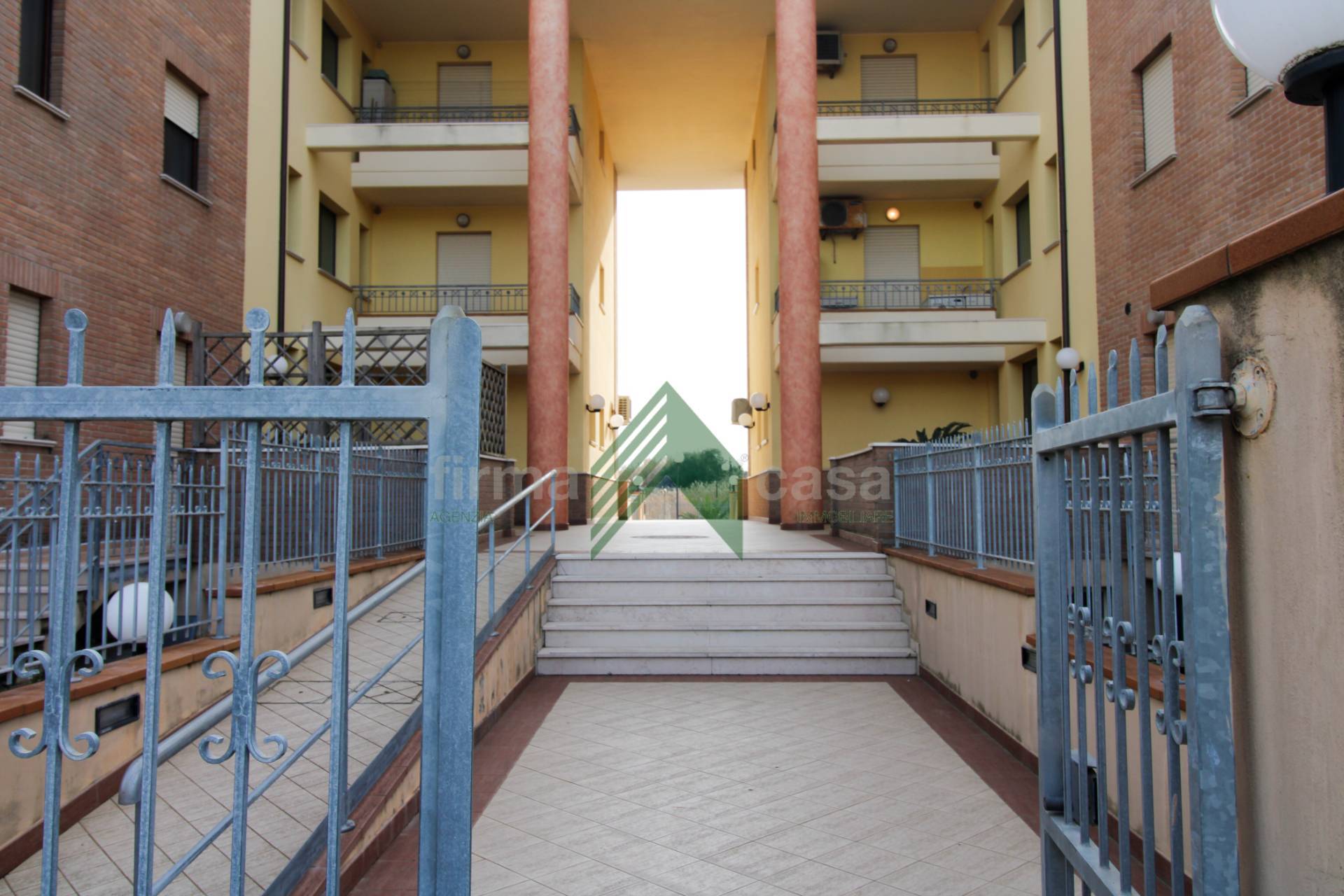 Appartamento in vendita a Roseto degli Abruzzi, Cologna Spiaggia