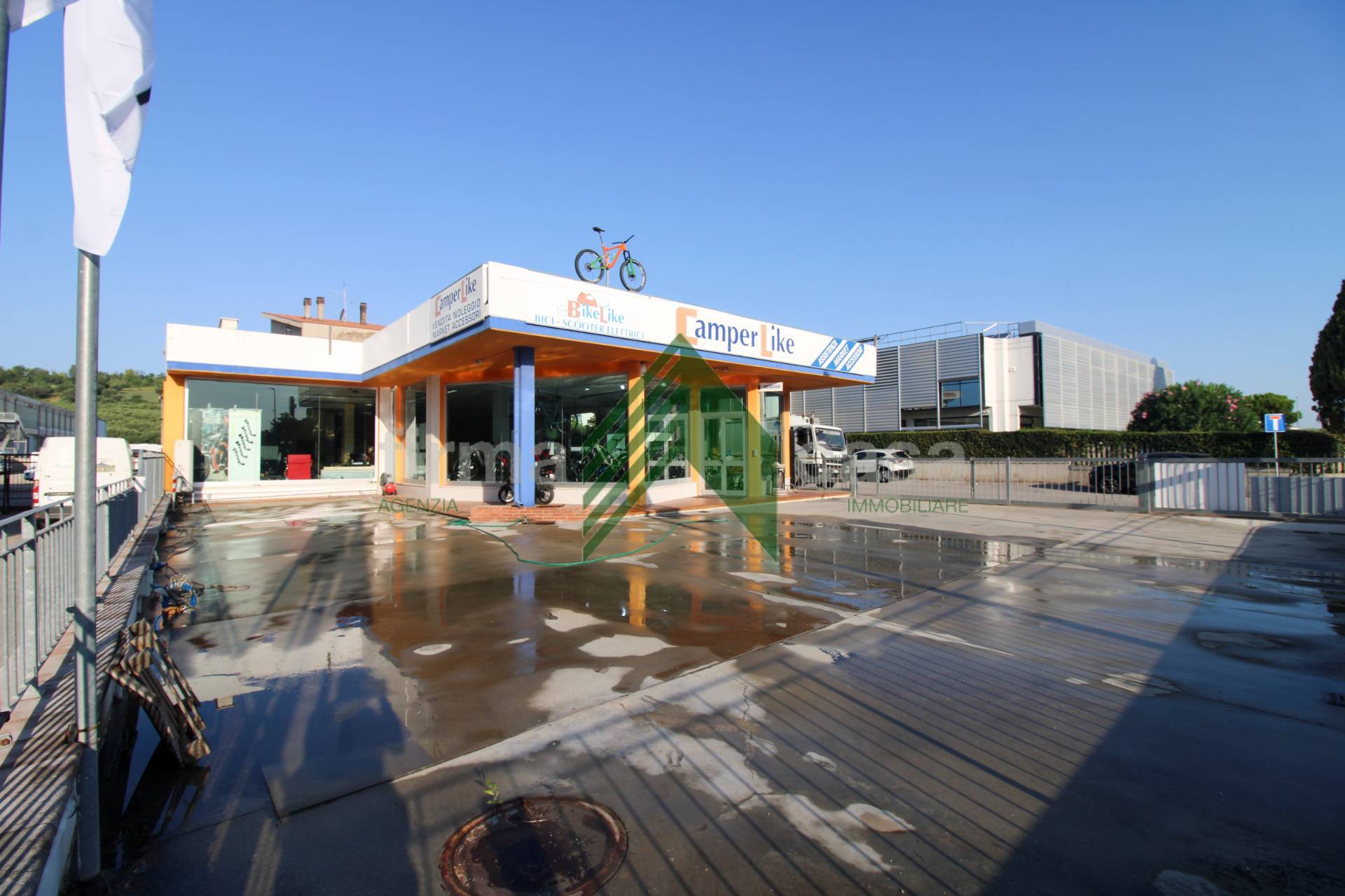 Attivit commerciale in vendita a Tortoreto, Tortoreto Lido