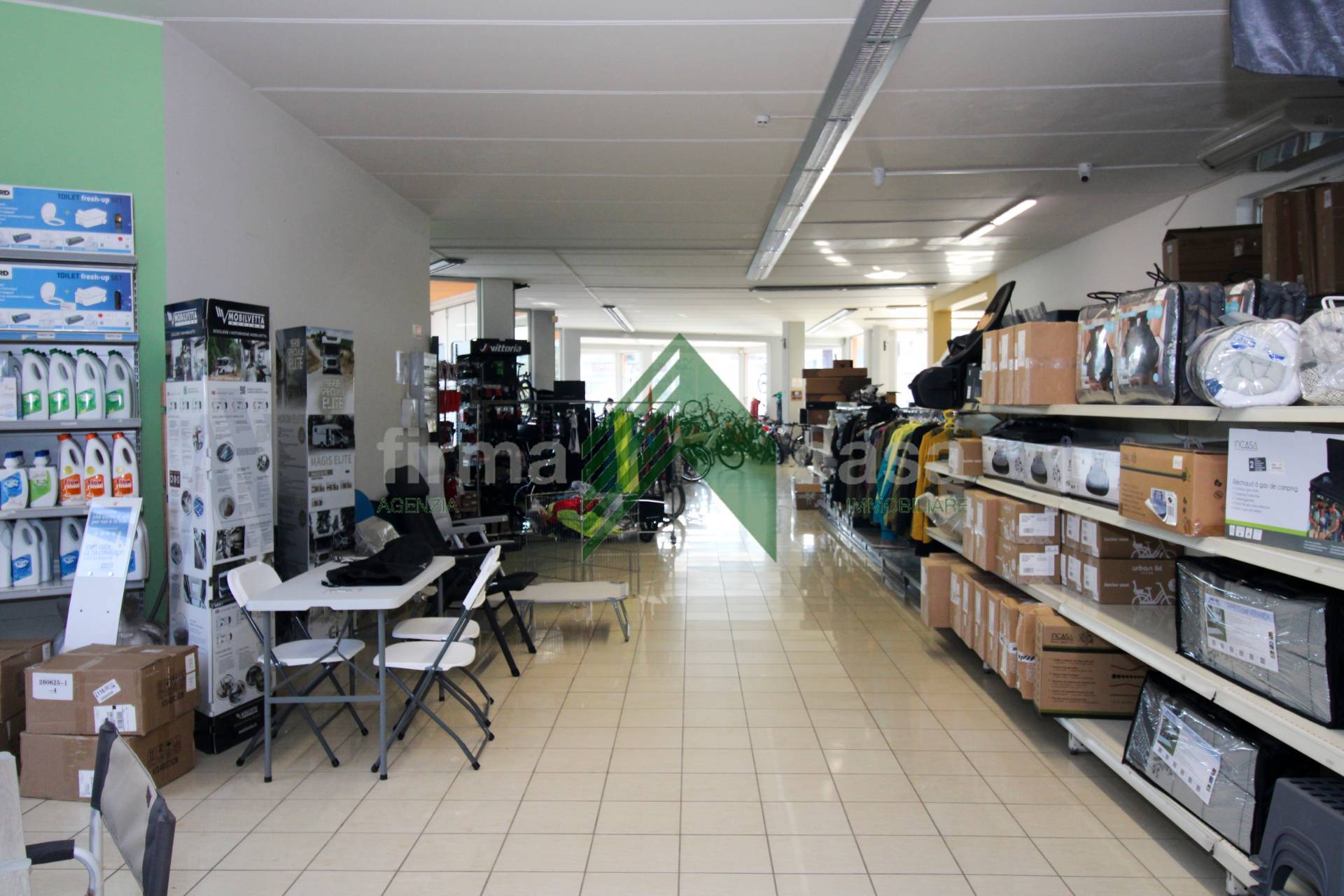 Attivit commerciale in vendita a Tortoreto, Tortoreto Lido