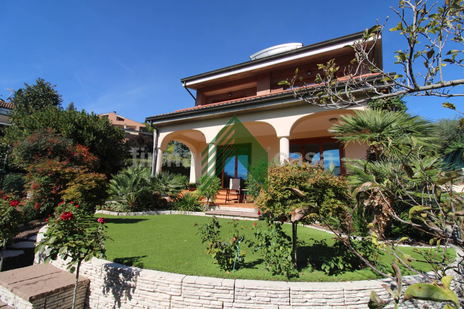 Villa in vendita a Teramo, Centro