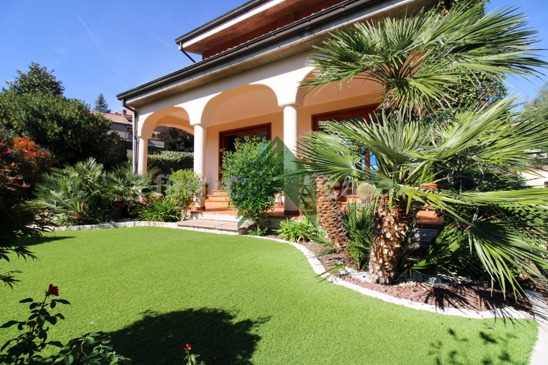 Villa in vendita a Teramo, Centro