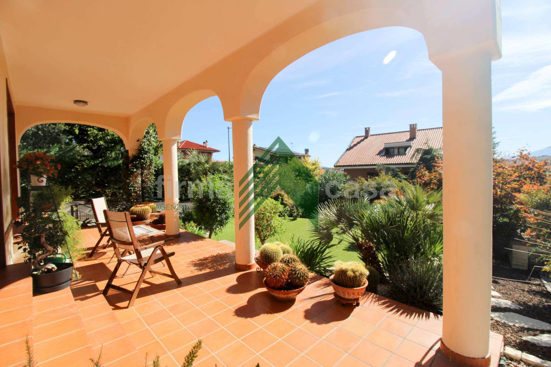Villa in vendita a Teramo, Centro