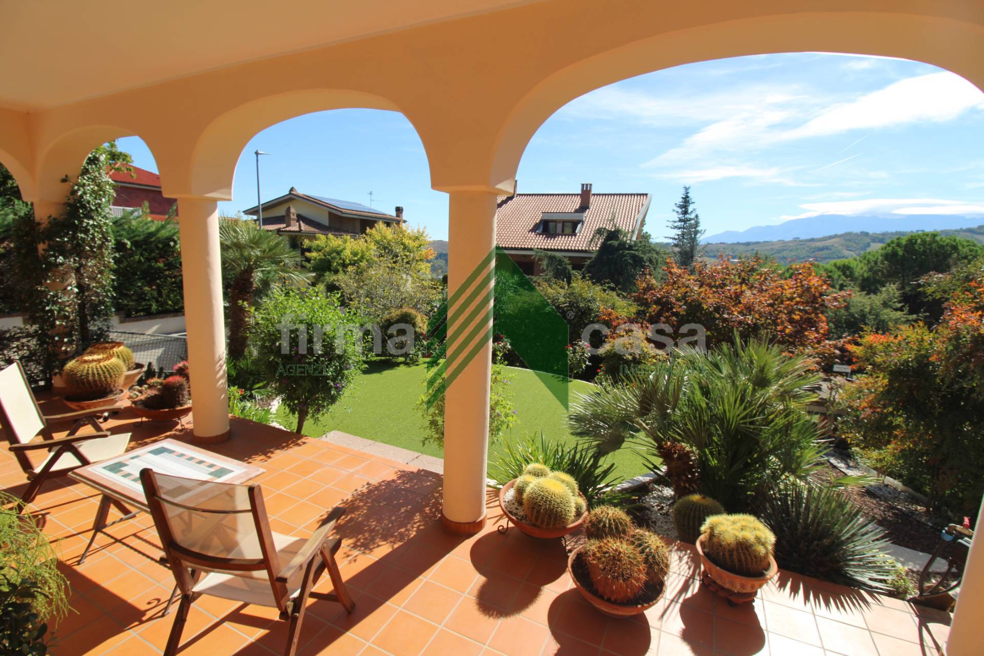 Villa in vendita a Teramo, Centro