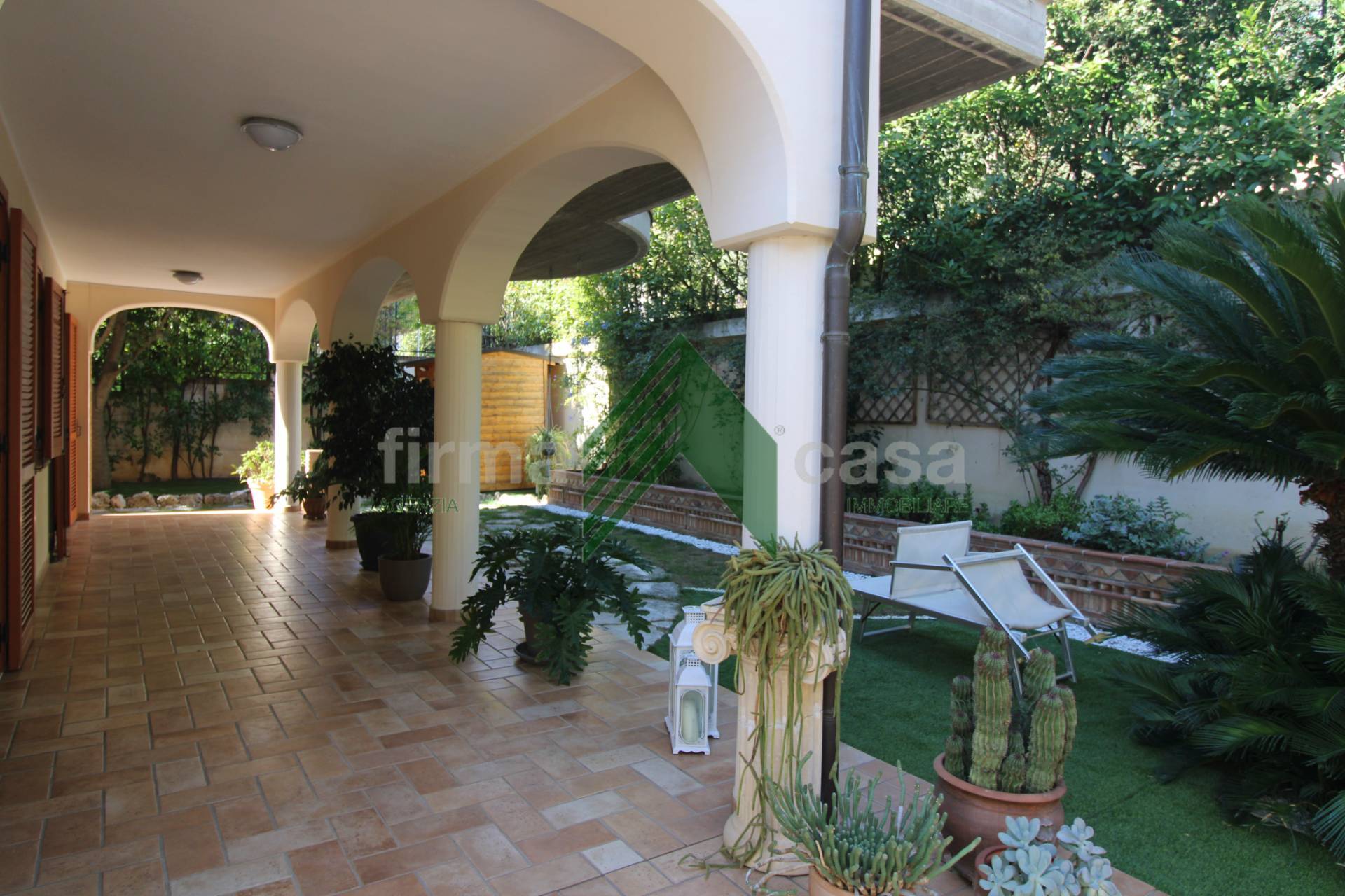 Villa in vendita a Teramo, Centro