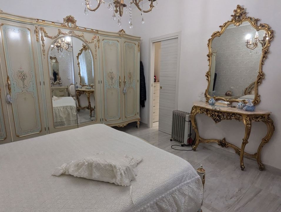 Trilocale in vendita a Torre Annunziata