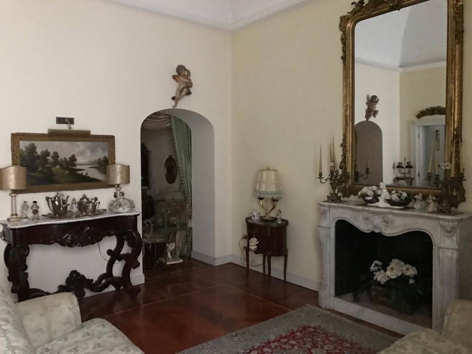 Quadrilocale in vendita a Torre Annunziata