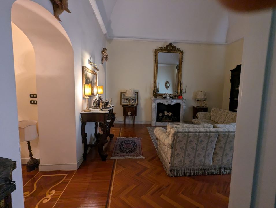 Quadrilocale in vendita a Torre Annunziata