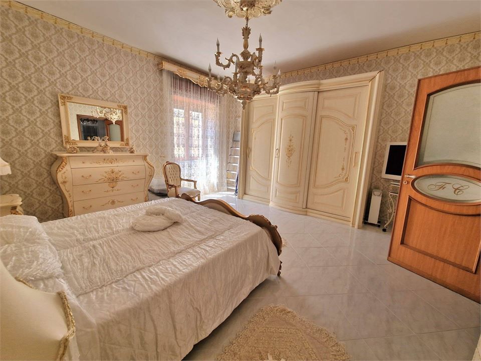 Bilocale in vendita a Torre Annunziata