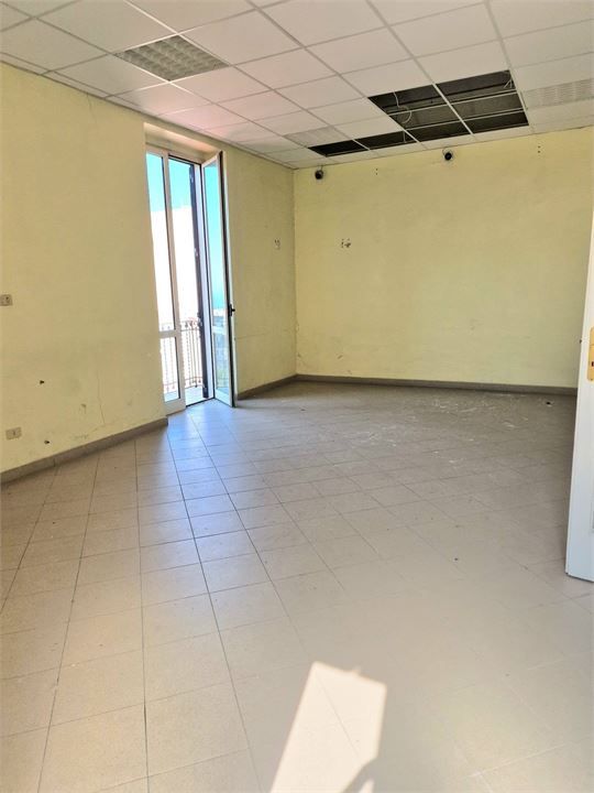 Ufficio vista mare a Torre Annunziata