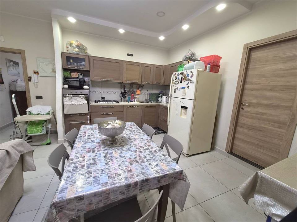 Trilocale in vendita a Torre Annunziata