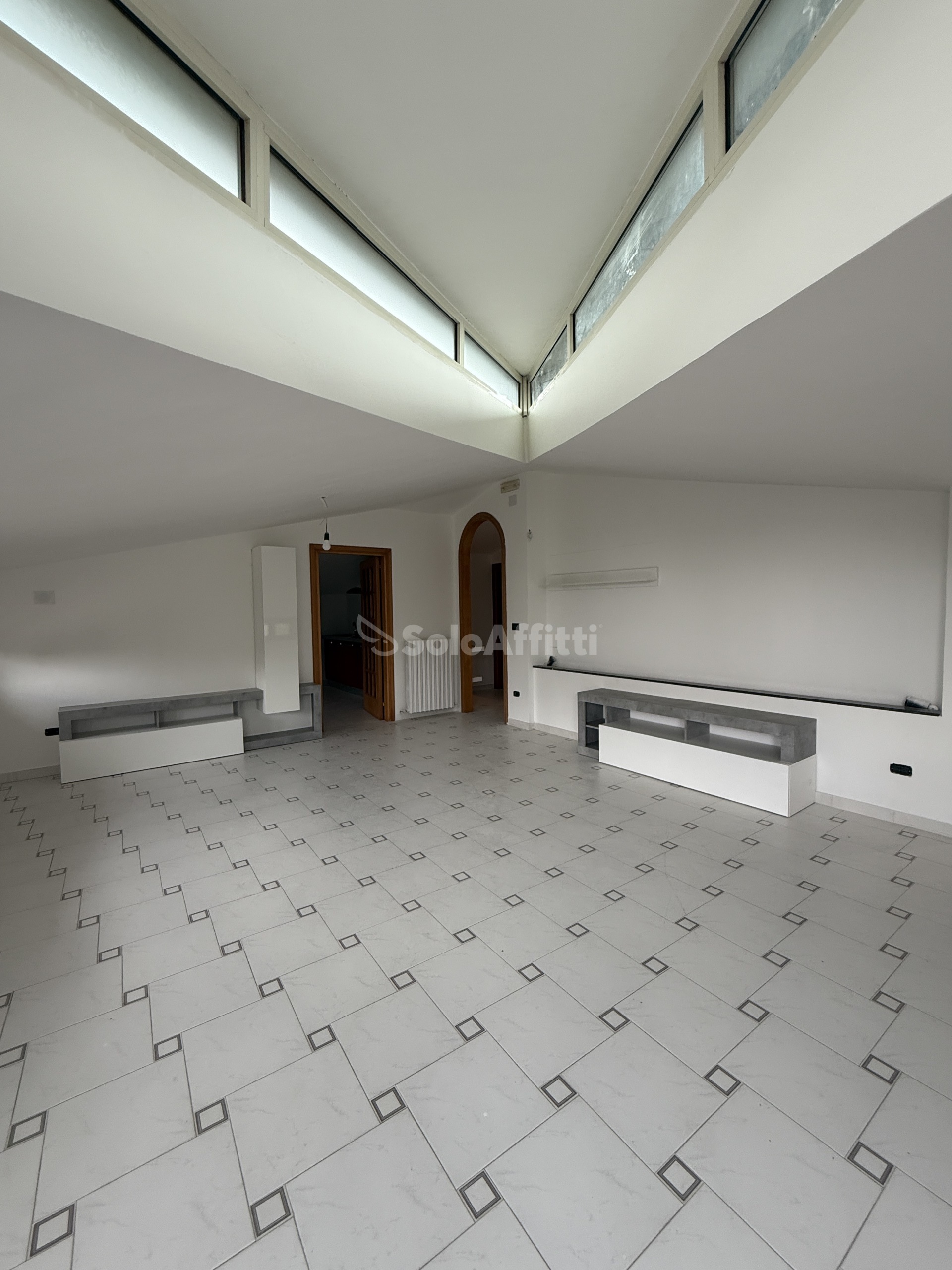 Attico con terrazzo in via rifreddo, Potenza