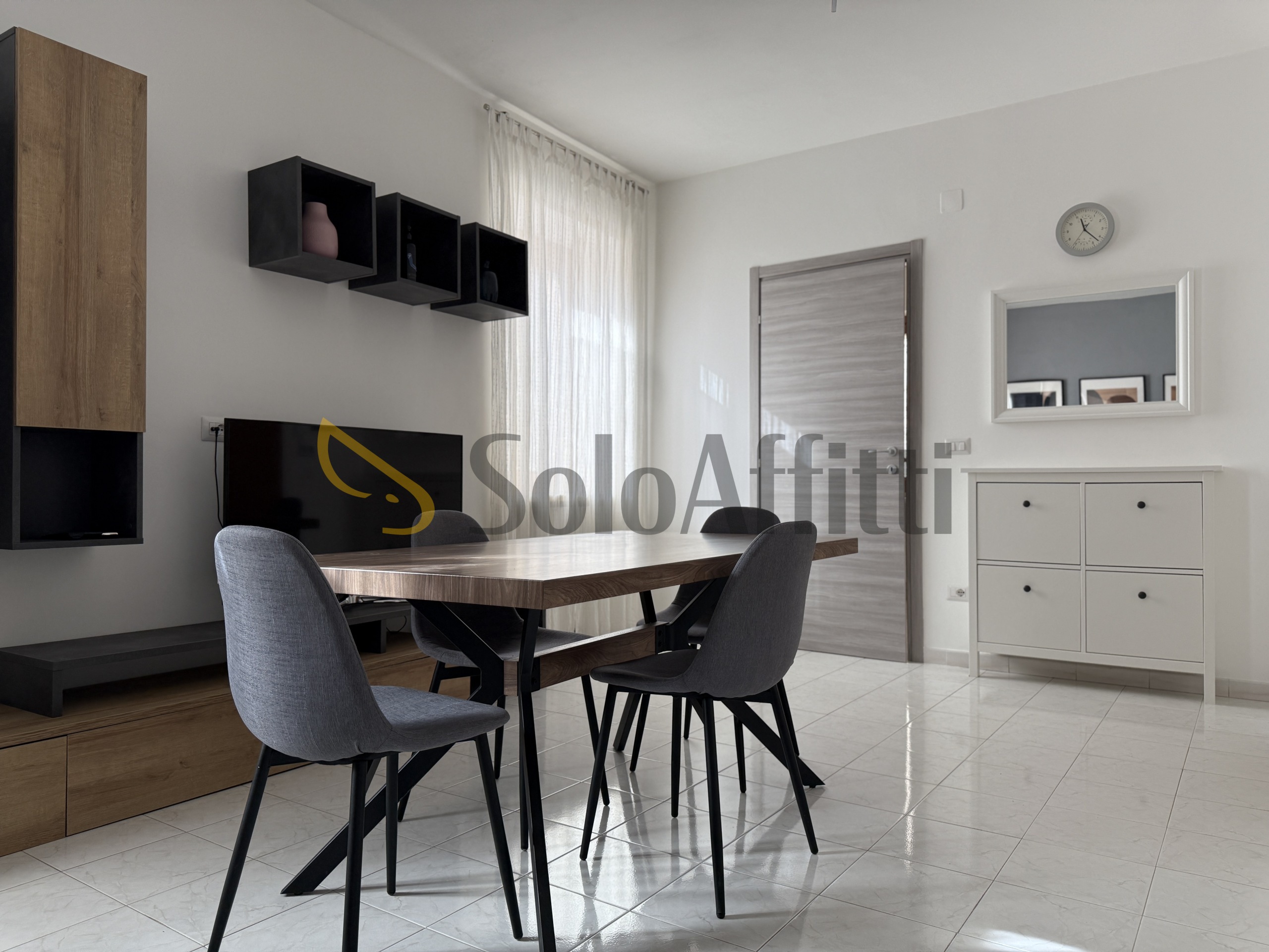 Trilocale con terrazzo in via pretoria, Potenza