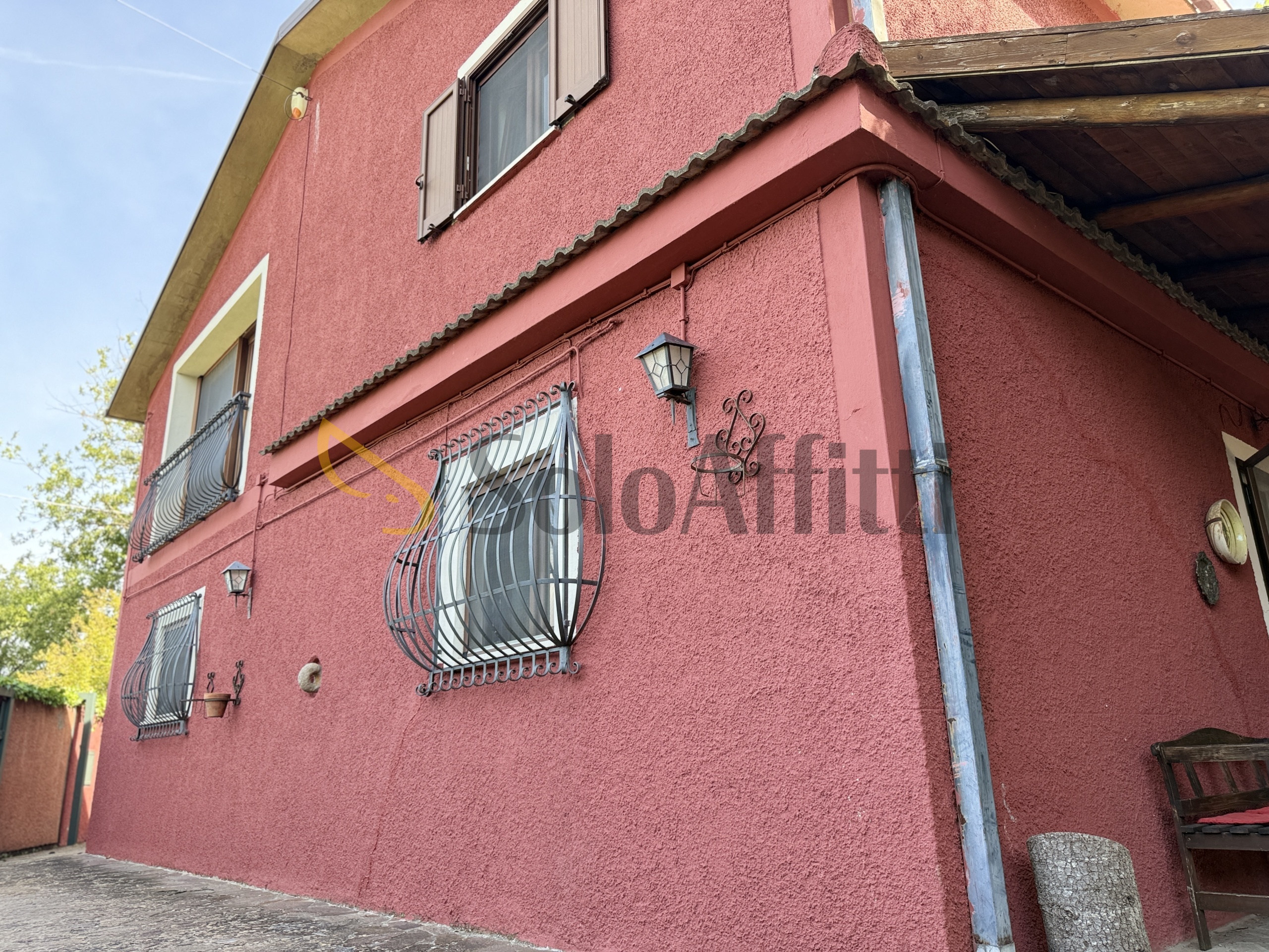 Villa con giardino in via valvise snc, Potenza