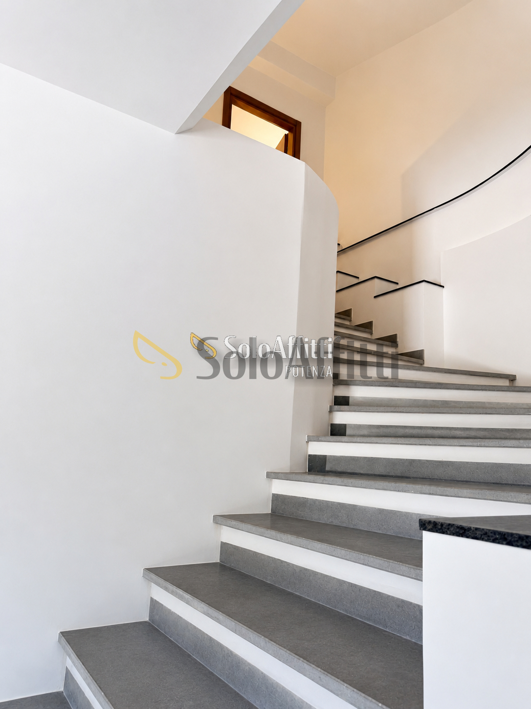 Attico con terrazzo in via rifreddo, Potenza