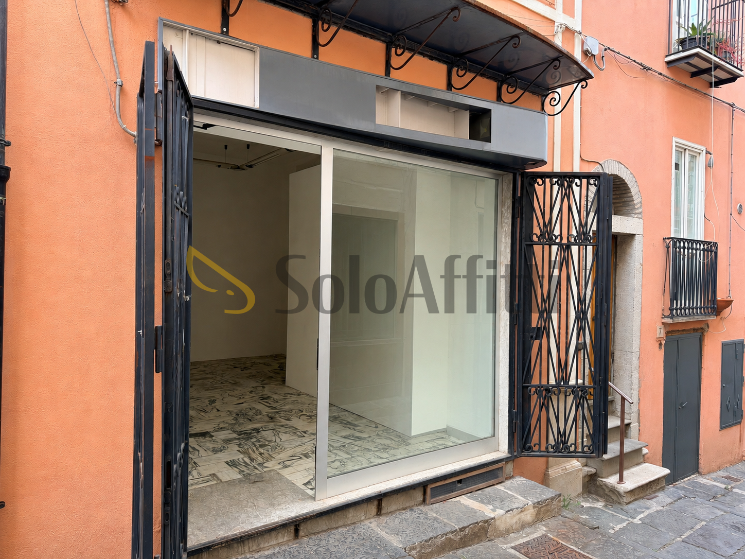 Locale commerciale in affitto in via fratelli bandiera 1, Potenza