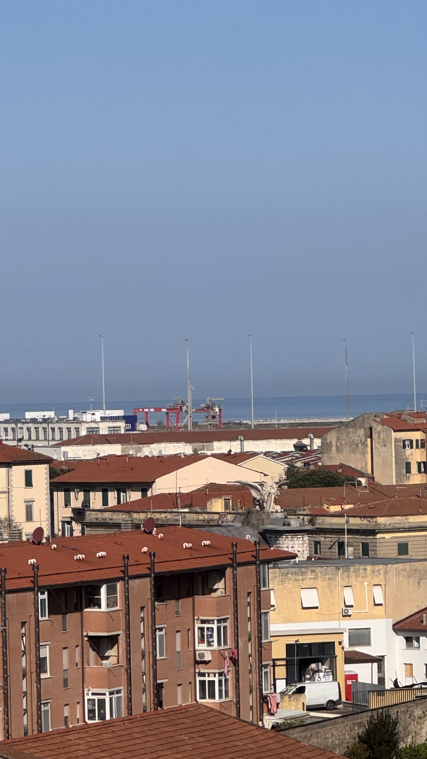 Appartamento con terrazzo a Livorno