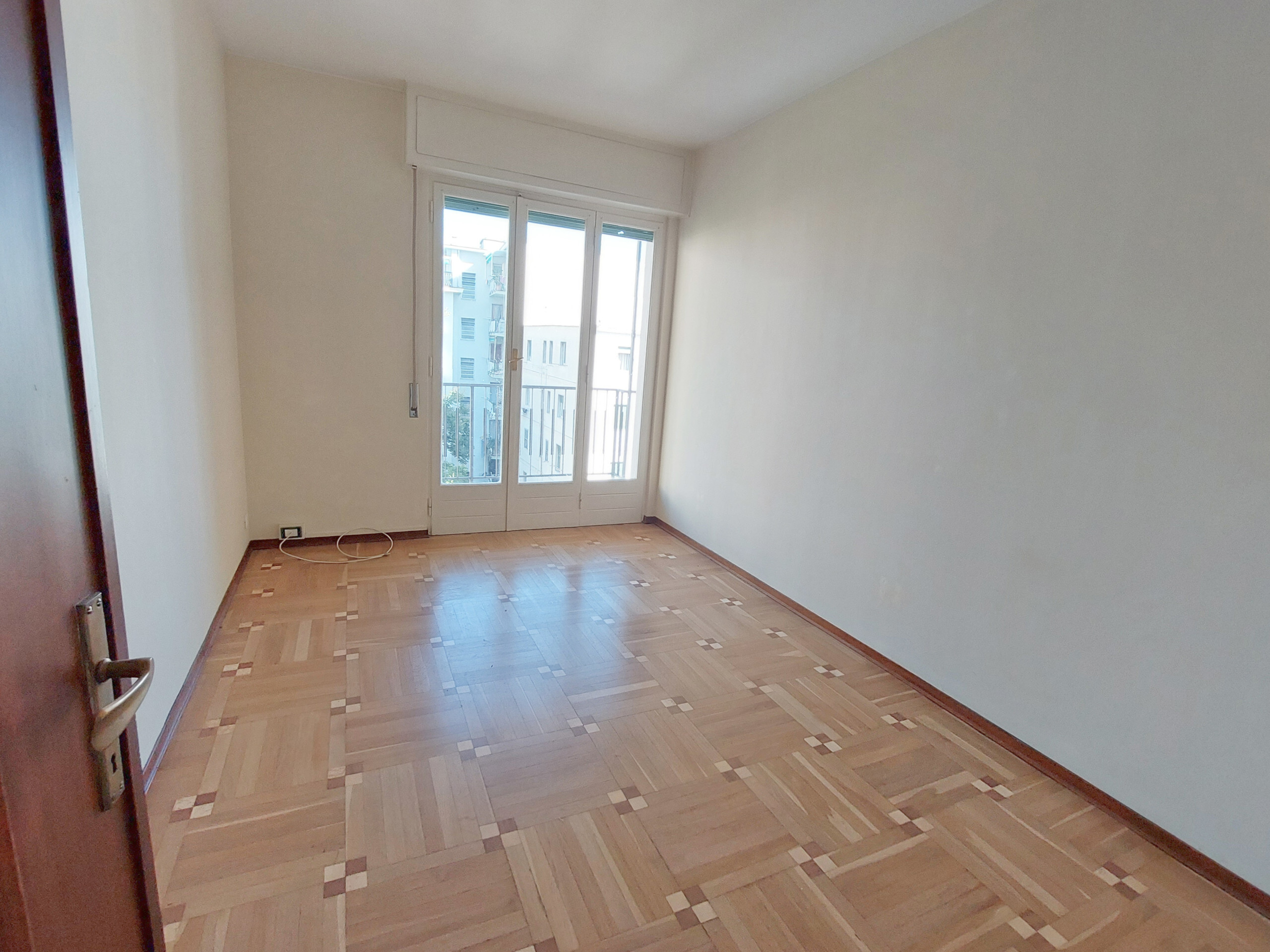 Trilocale ristrutturato in via meridiana 25, San Remo