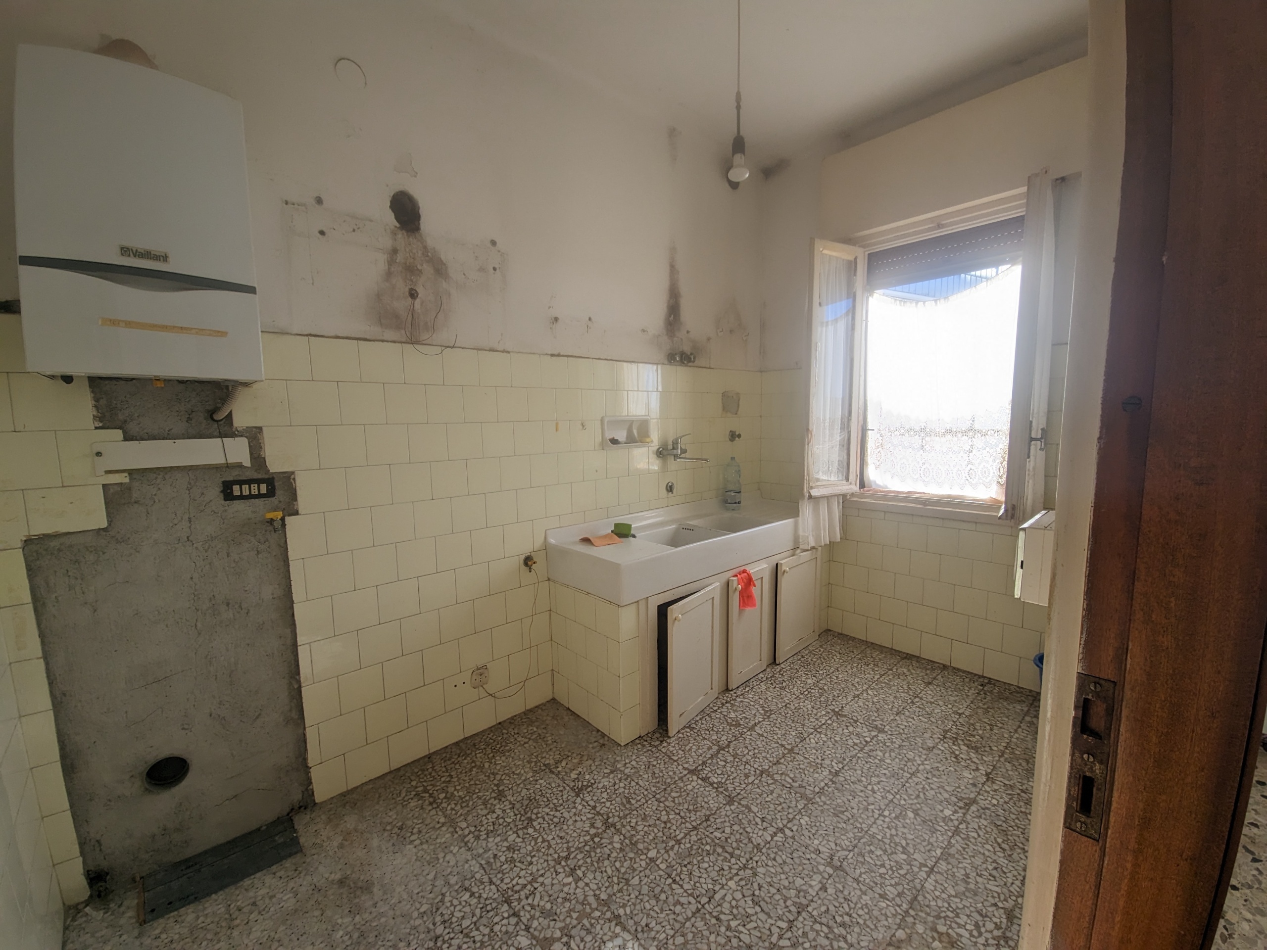Appartamento vista mare in via giovanni pascoli 158, San Remo