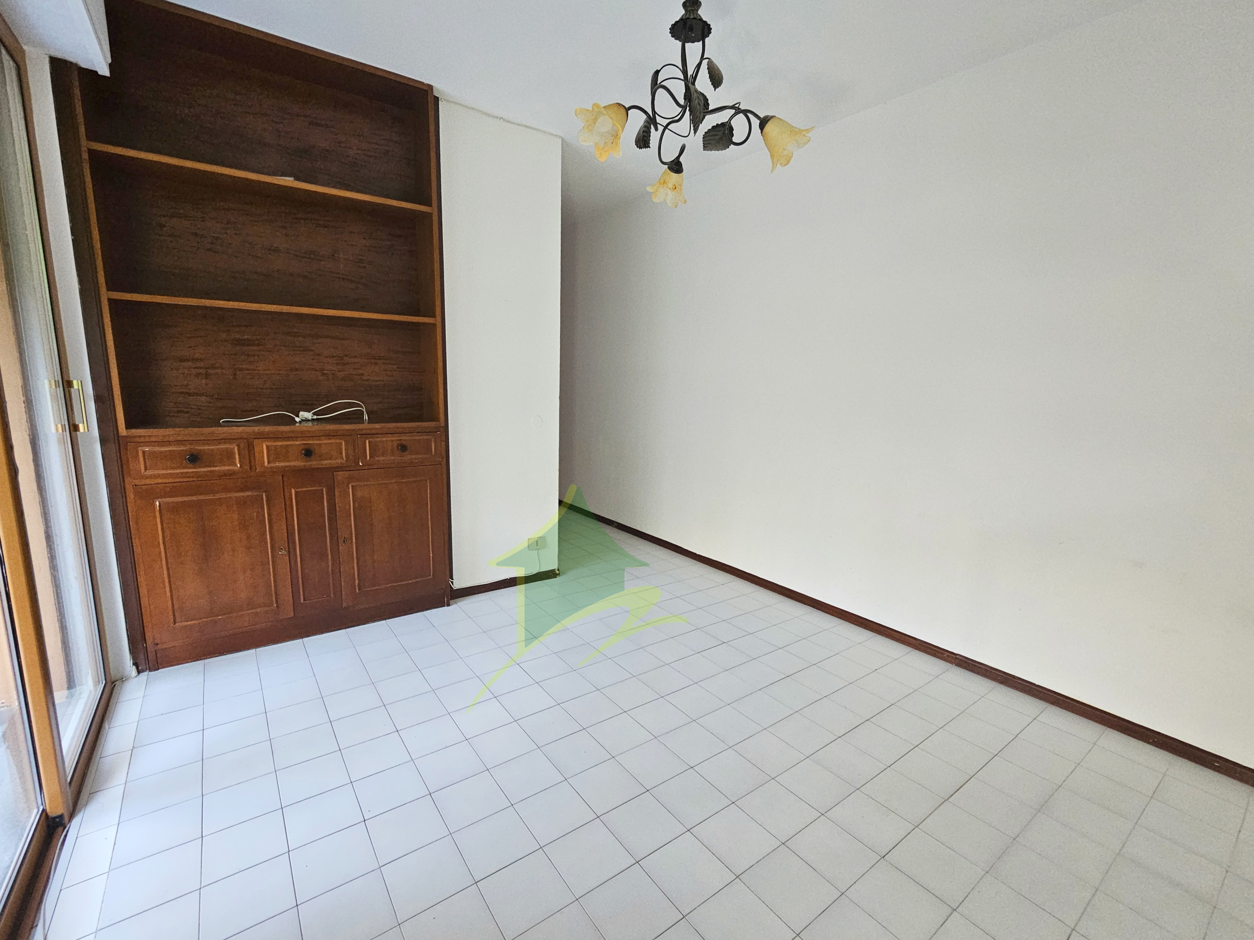 Trilocale con terrazzo in corso marconi 298, San Remo