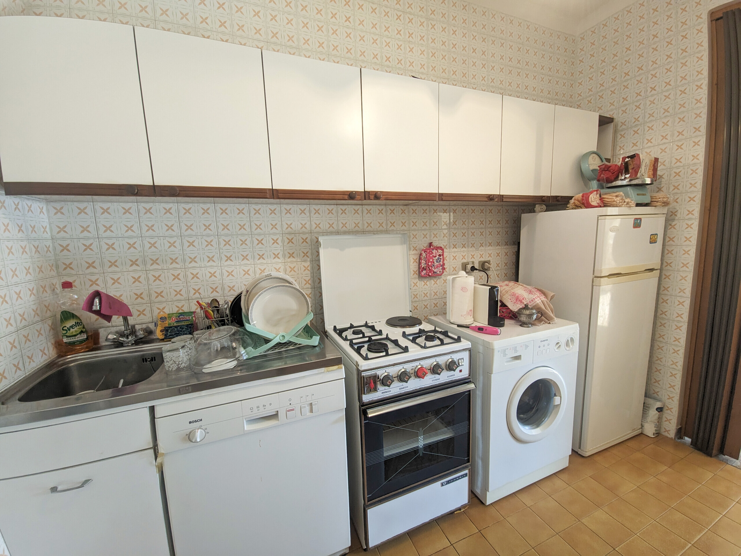 Bilocale con terrazzo in via privata serenella 23, San Remo