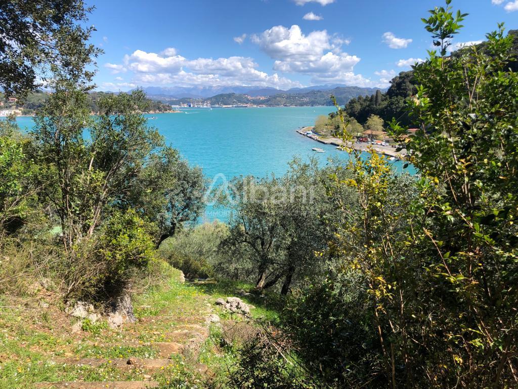 Casa indipendente con giardino a Portovenere