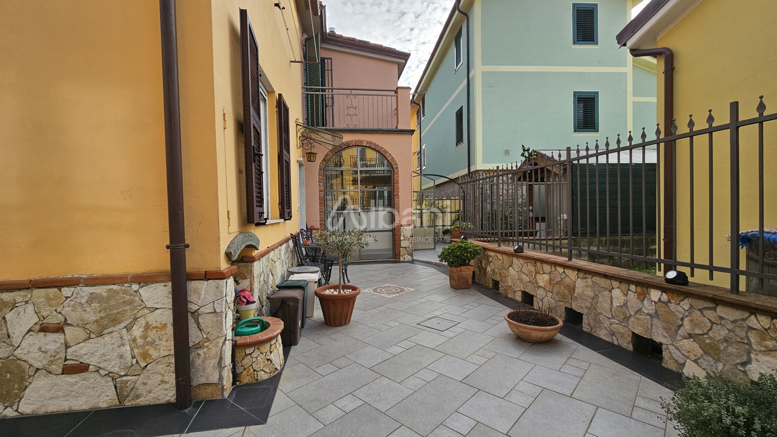 Casa indipendente in vendita, Sarzana santa caterina