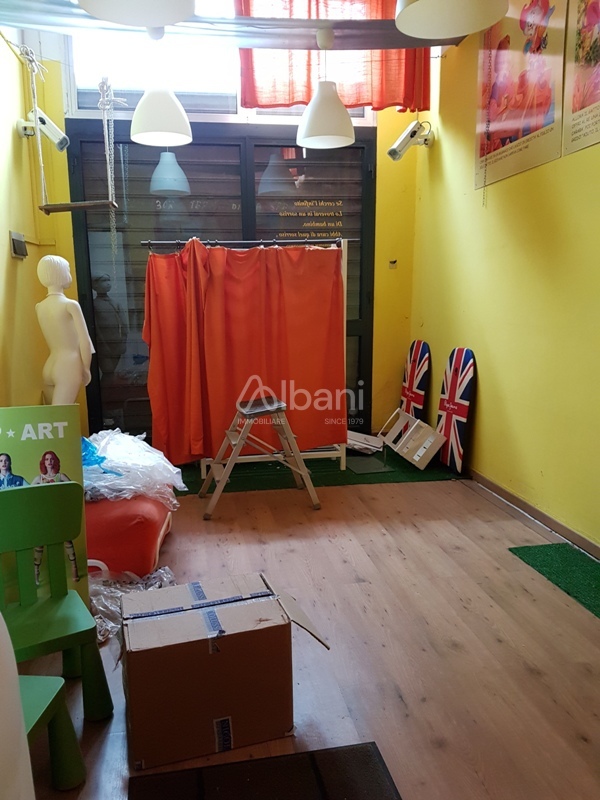 Capannone in vendita, Vezzano Ligure prati