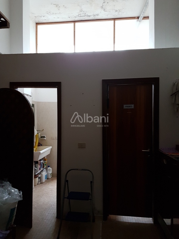 Capannone in vendita, Vezzano Ligure prati