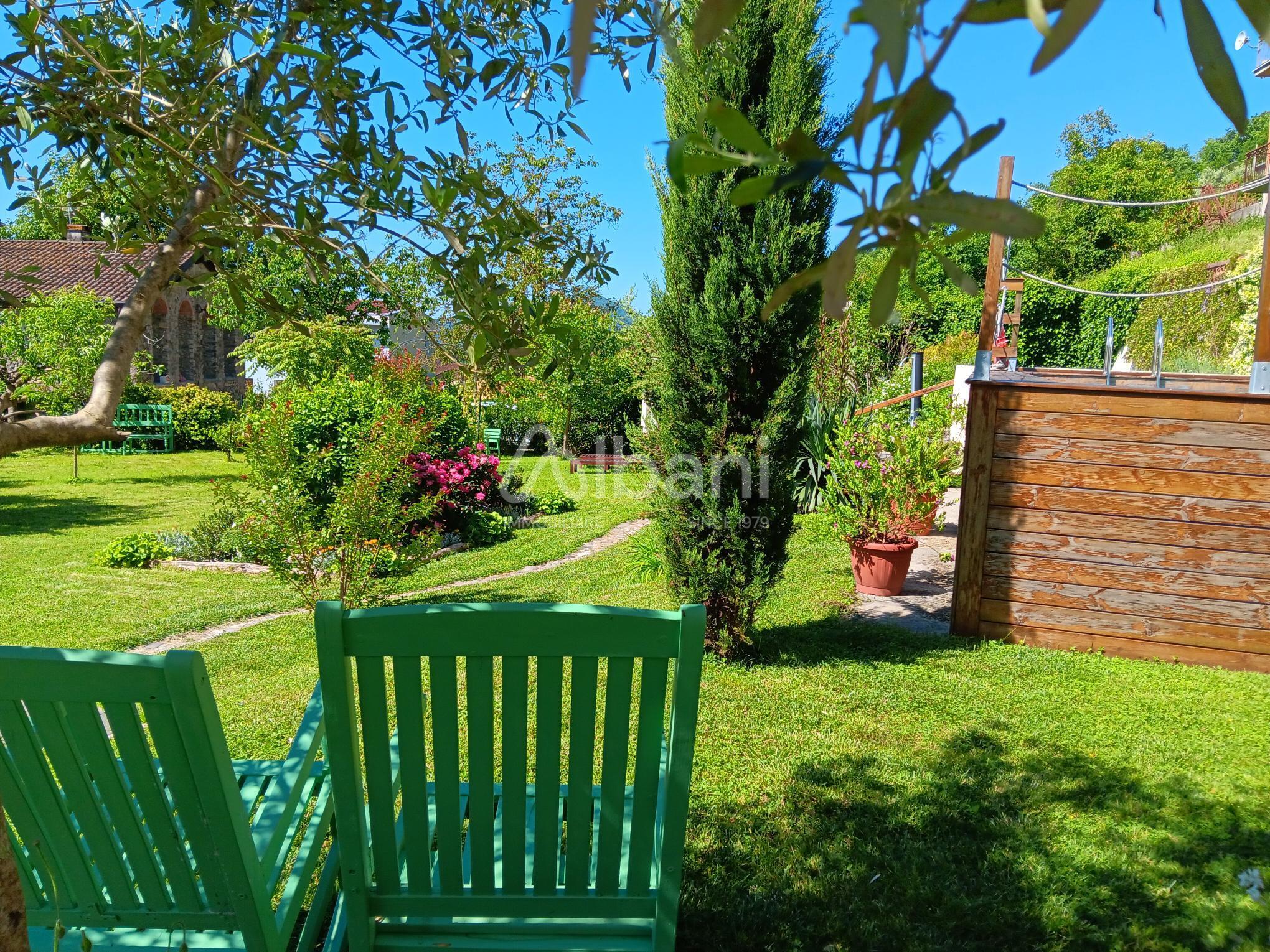 Villa con giardino a Licciana Nardi