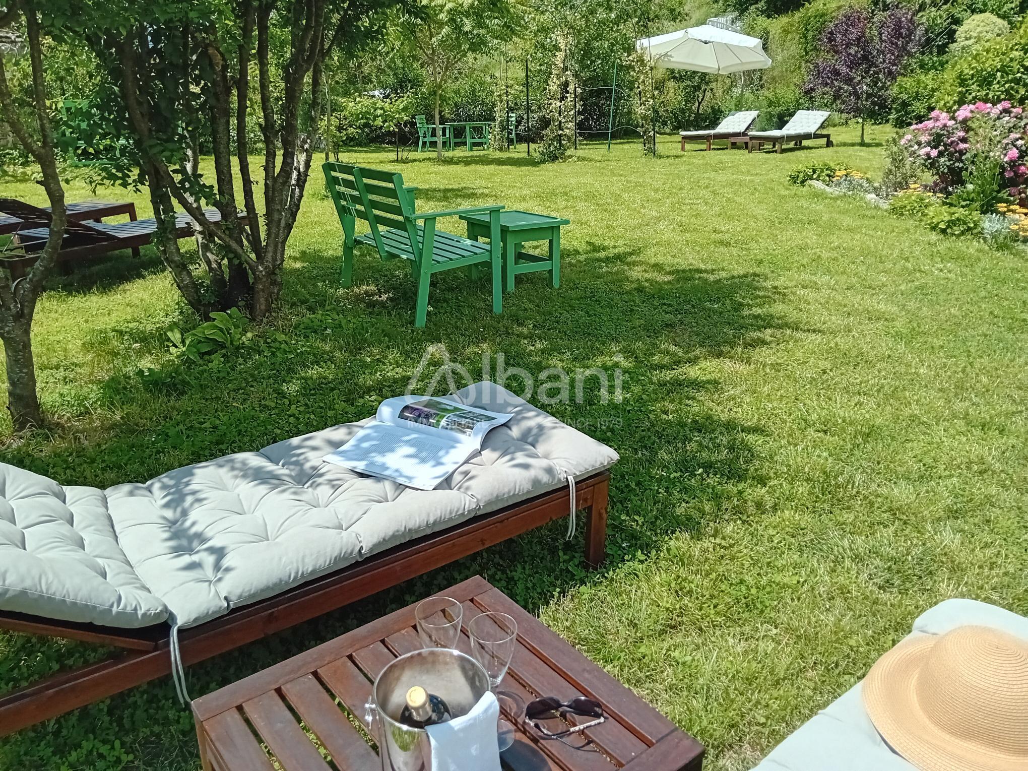 Villa con giardino a Licciana Nardi