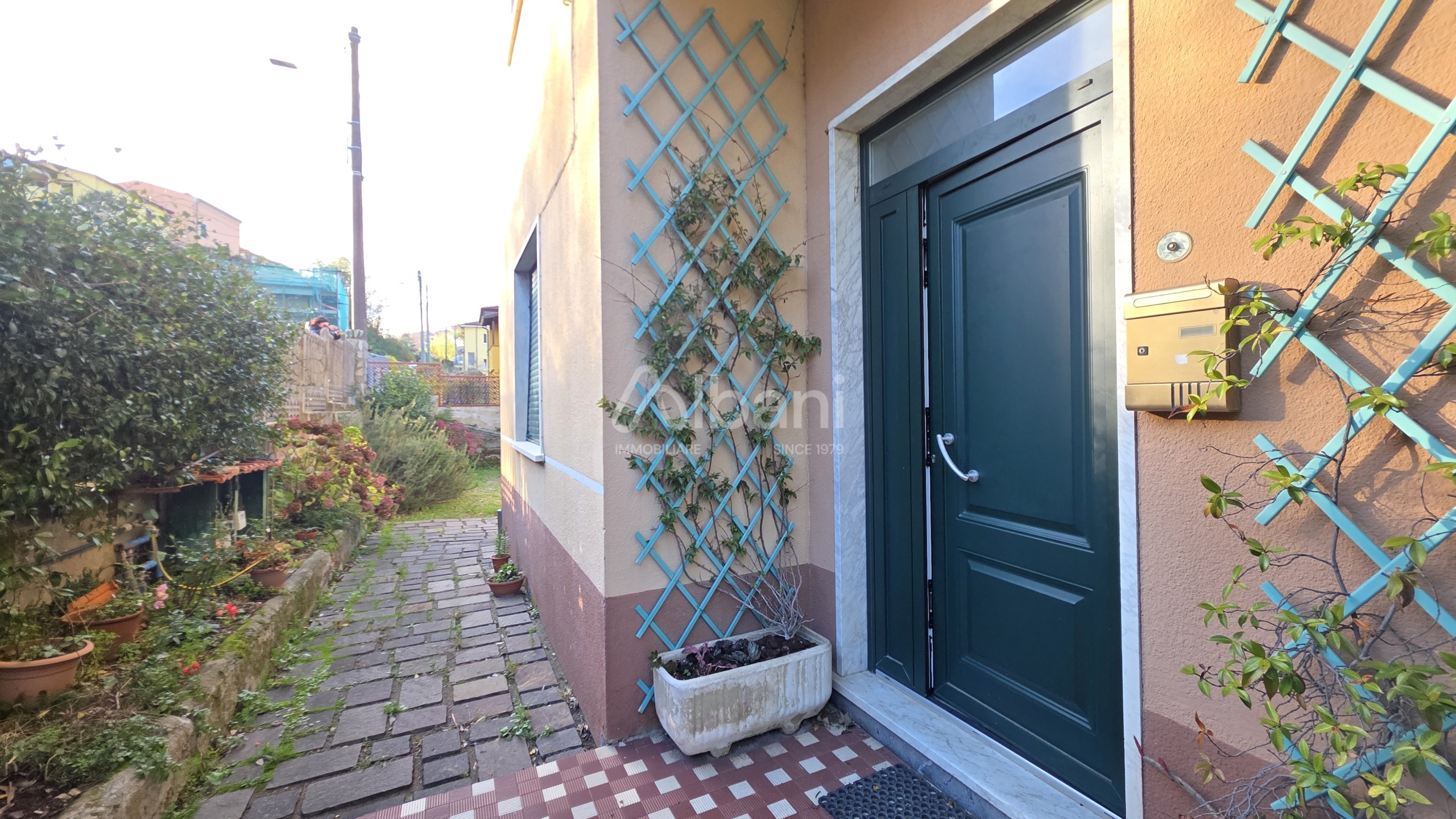 Casa indipendente con giardino a Arcola