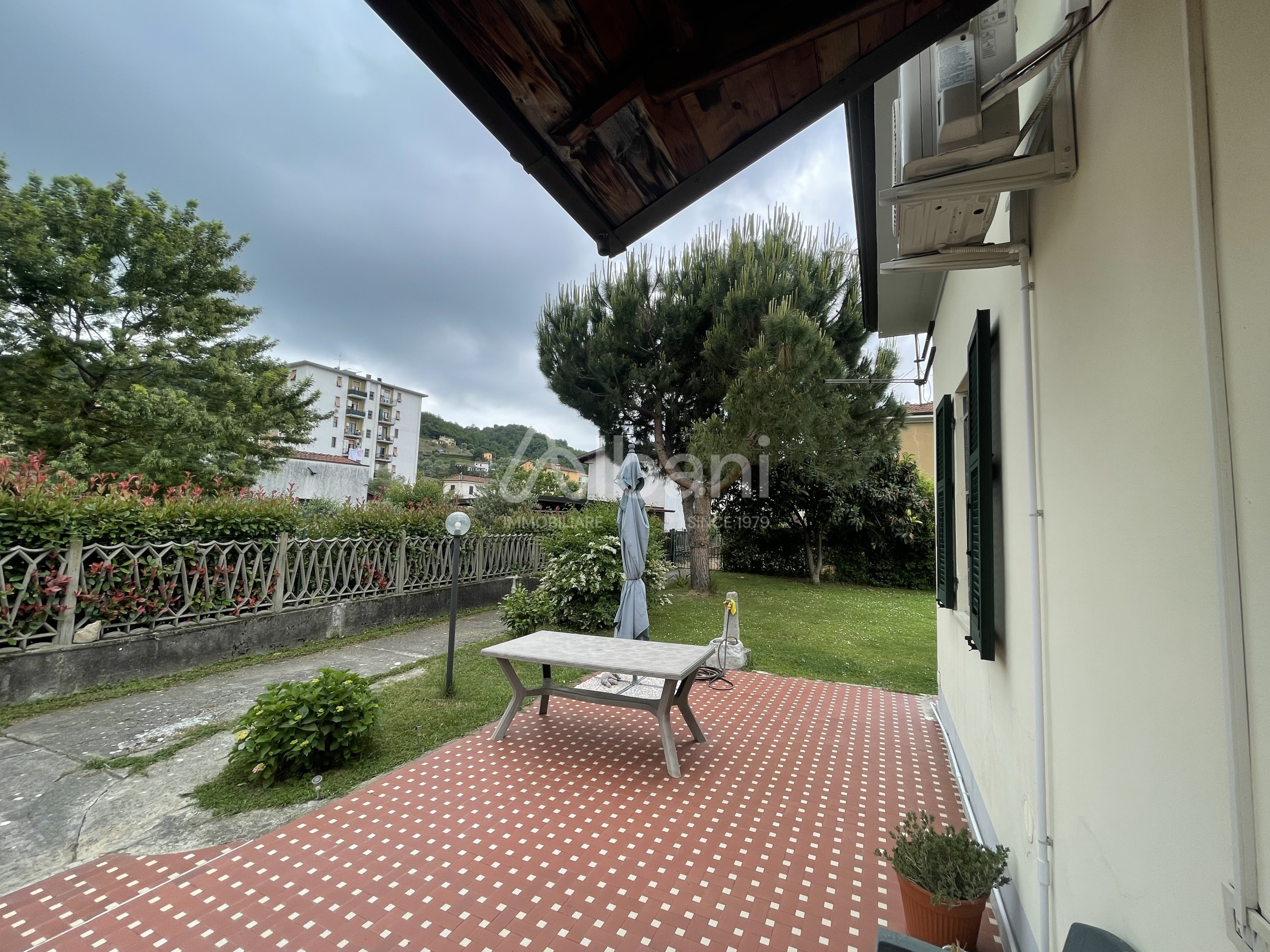 Casa indipendente con giardino, Arcola ponte di