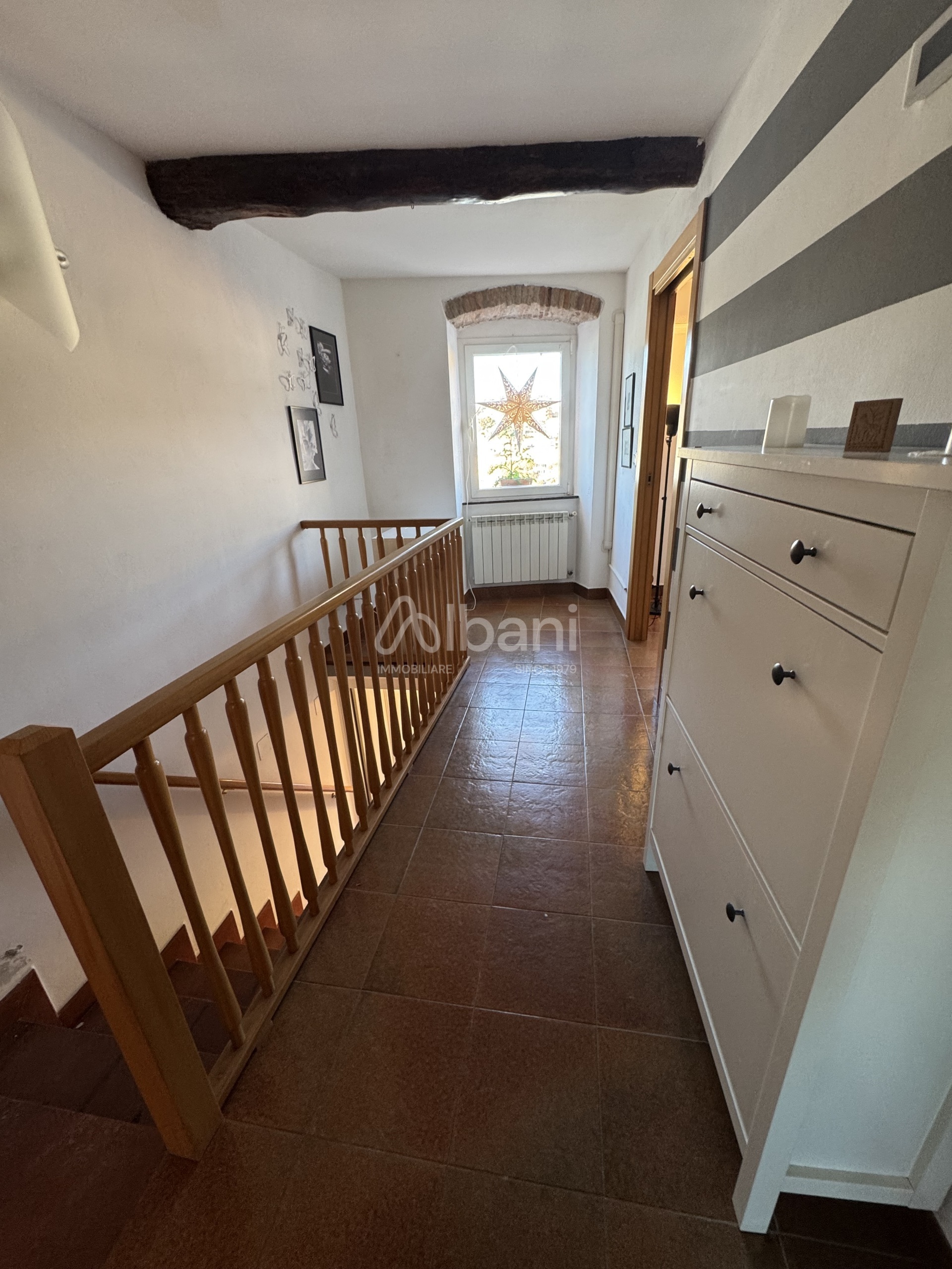 Quadrilocale con giardino a Lerici