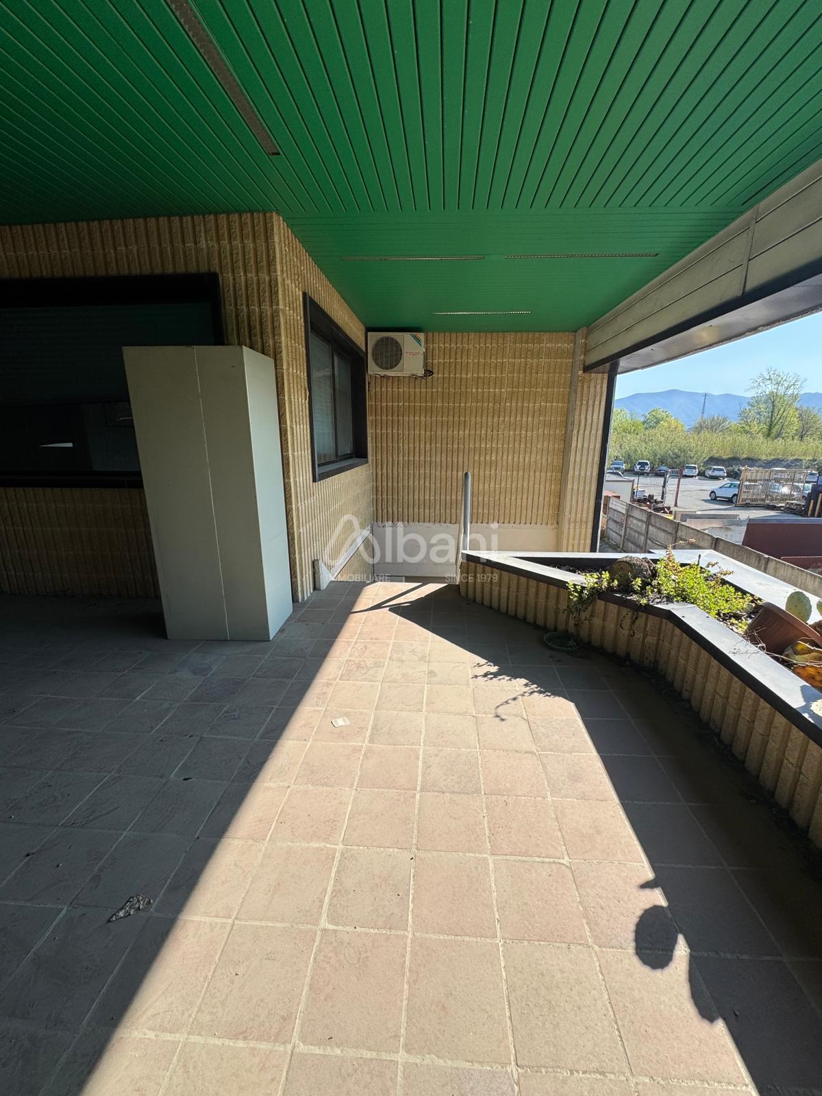 Capannone in vendita a La Spezia