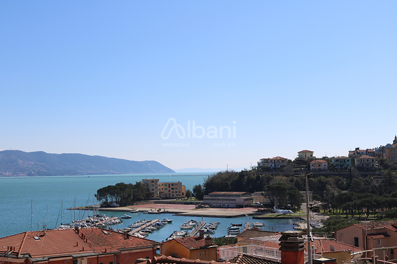 Quadrilocale vista mare, La Spezia cadimare